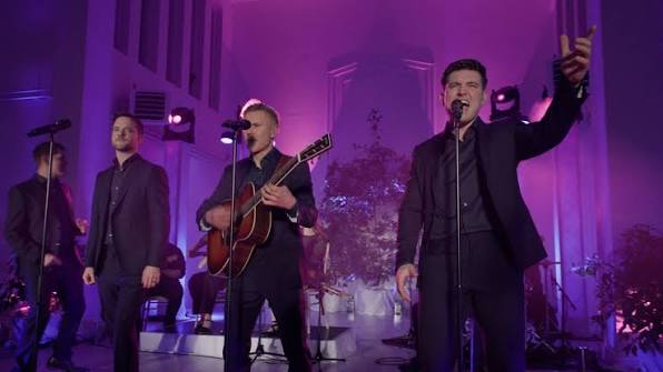 Audience at a Celtic Thunder concert